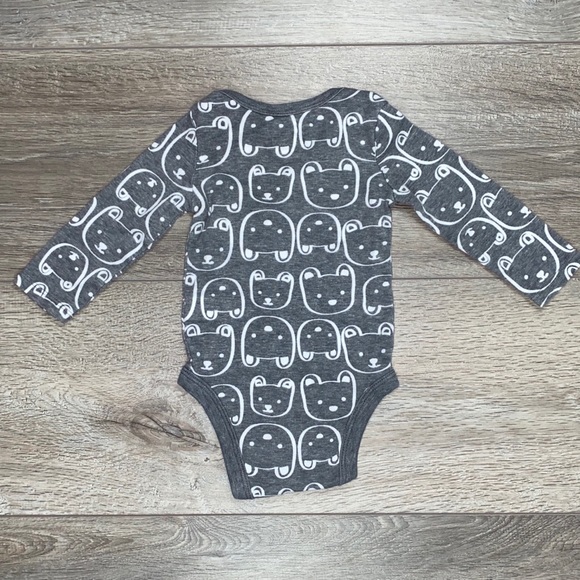 Lamaze Organic Long Sleeve Onesie Bundle 6 Months Gray Bears - Picture 3 of 14